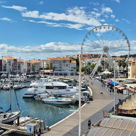 T2, Vue Imprenable Sur Le Port, Parking, Clim, Wifi Апартаменты *