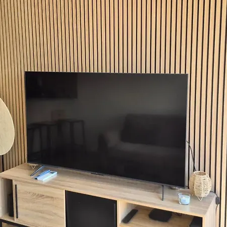 Апартаменты T2, Vue Imprenable Sur Le Port, Parking, Clim, Wifi *